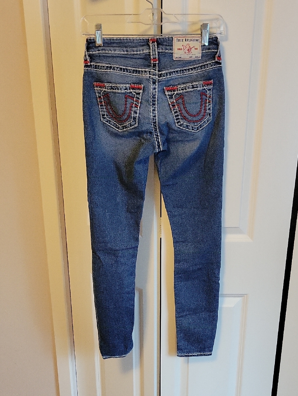 Classic True Religion Mid Rise - Picture 5 of 5